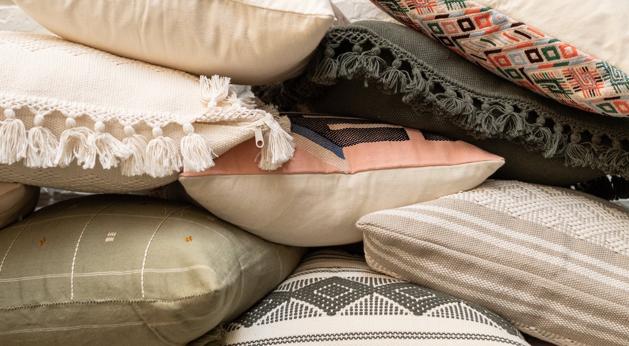 Knith Throw Pillows – KNITH